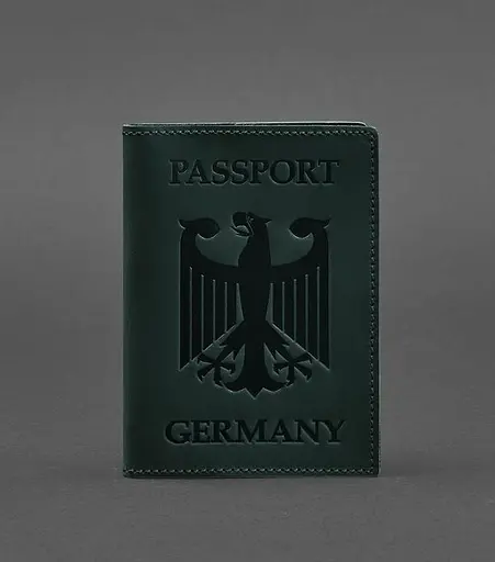 Кожаная обложка для паспорта с гербом Германии зеленая Crazy Horse - фото 1