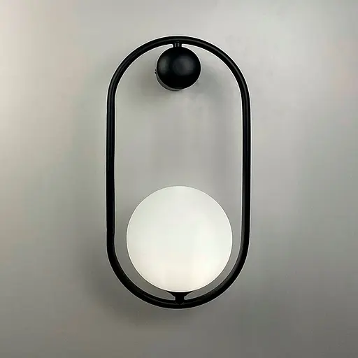 Настенный черный светильник с белым плафоном Line F Арт. W078/1 BK - фото 1