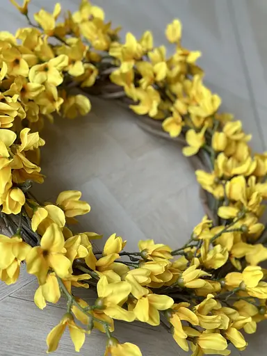 Венок декоративный Hvoya весенний из форзиции 50 см - фото 5