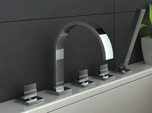 Смеситель на борт ванны Kohlman Axis chrome QB262N Хром - фото 2