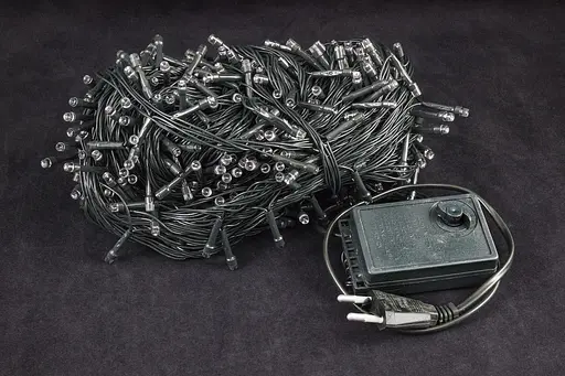 Гірлянда Різнокольорова нитка на ялинку 42 метри 600 лампочок Laplandia світлодіодна від мережі чорний провід (m.01.5В.600-) - фото 2