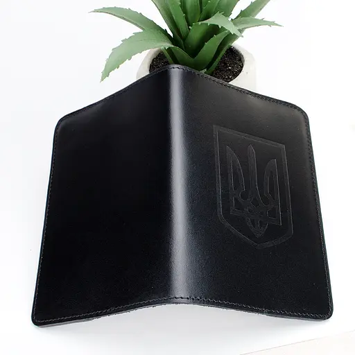 Обложка на паспорт кожаная HC-0074-2 с гербом Украины черная глянцевая - фото 4