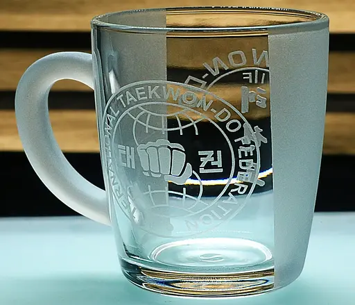 Чашка для чая 350мл Теквандо ITF з гравіюванням скляна кружка подарунок для спортсмена тренера - фото 3