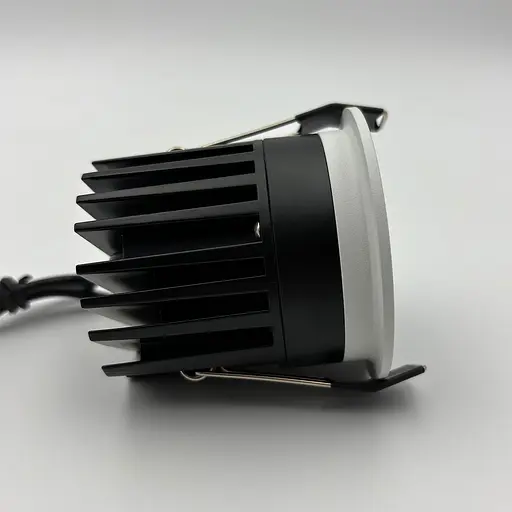 Встроенный светильник Skarlat RSL74298 12W WH+BK 4000K - фото 5