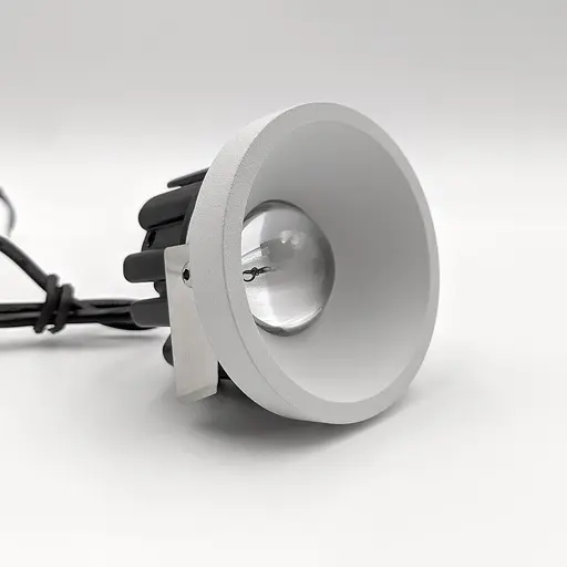 Точечный светильник Skarlat RSL74091-2.5 7W WH 4000K - фото 6