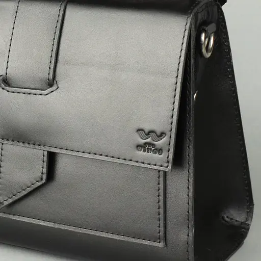 Жіноча шкіряна сумка Ester чорна - фото 7