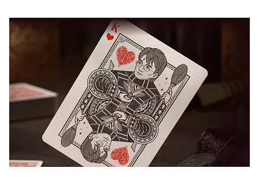 Карти гральні United States Playing Card Company Theory11 Harry Potter Gryffindor (red) (PC_T11HPG) - фото 3