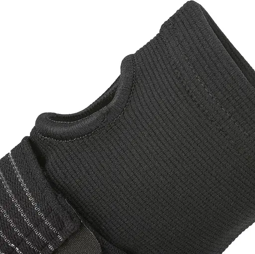 Фіксатор зап'ястя та долоні Gymtek розмір М чорний - фото 5