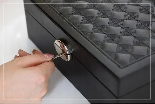 Скринька для прикрас, скриня для біжутерії, органайзер для прикрас Чорний колір - фото 7