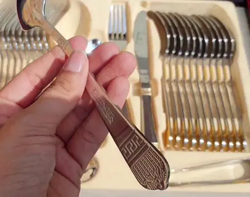 Набор столовых приборов Zillinger ZL-710G Yana на 12 персон в деревянном кейсе 72 предмета - фото 5