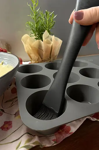 Форма силиконовая на планшете для выпечки кексов и маффинов на 9 ячеек 24.5х24.5х3.5 см, Profsil Серый 87152 - фото 3