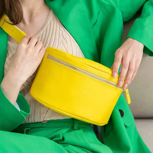 Кожаная поясная сумка желтая - фото 6