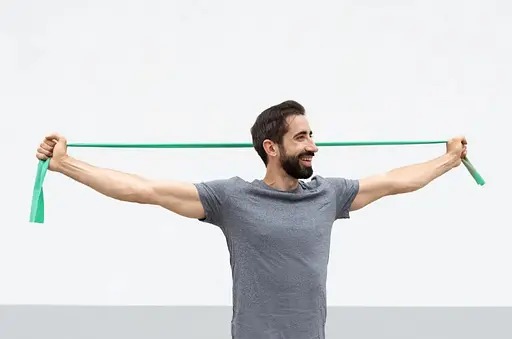 Стрічка-еспандер U-Powex Fitness band для фітнесу та реабілітації 0.5мм. (9.1 кг) Green (UP_1007_Green) - фото 6