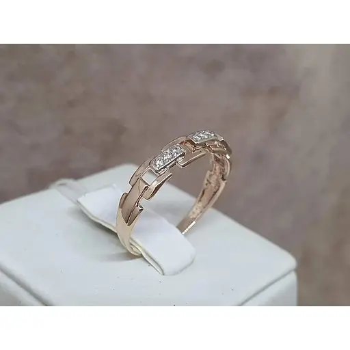 Золоте кільце Гаразд з фіанітами. 3522489 - фото 3