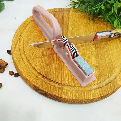 Стругачка для кухонних ножів ручна механічна пластикова зі стругачним каменем, Kitchen Master Бежевий 86763 - фото 2