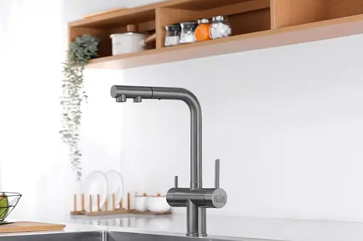 Смеситель для кухни с выдвижным изливом и подключением к фильтру графитовый Nett FWGr-33 Графит - фото 5