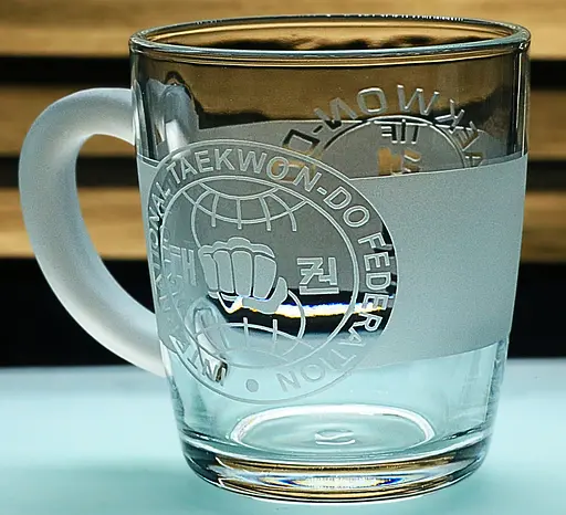 Чашка для чаю води 350 мл з гравіюванням Таеквон-До ІТФ скляна кружка подарунок для спортсмена тренера - фото 3