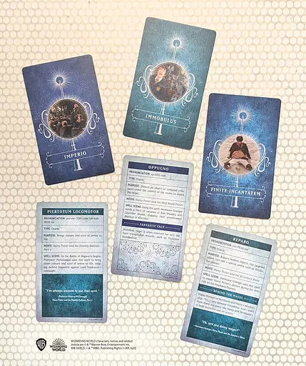 Harry Potter: Spell Deck and Interactive Book of Magic - фото 3