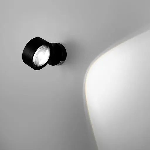 Накладний чорний поворотний світильник з лінзою 4000K Ø8х12,5 см | Line F | Арт. 8237 B QY-S - фото 2