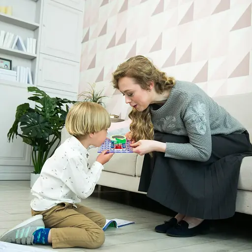 Электронный конструктор Альтернативная энергия Doka D70711 50 схем - фото 5