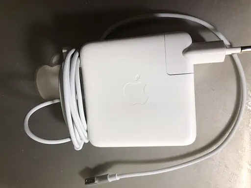 Сетевой адаптер питания Apple 85W MagSafe Power Adapter MC556 MD536 - фото 3