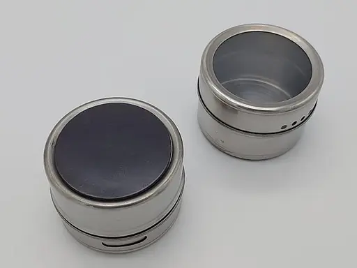 Набор емкостей для специй и приправ с магнитной подставкой, 2 кухонные баночки по 100 мл, Kitchen Master 87439 - фото 2