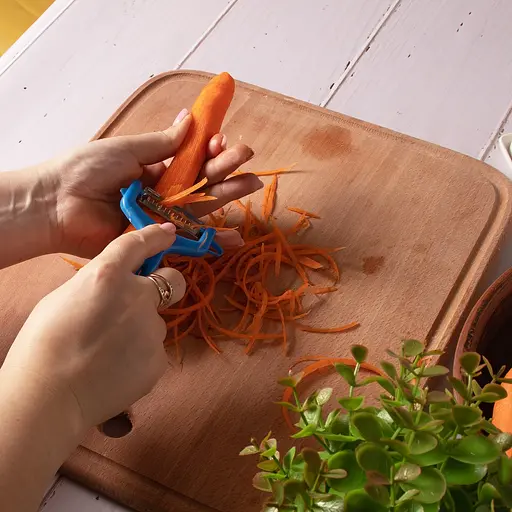 Ніж для нарізки соломкою овочів та фруктів (для корейської моркви) 13 см, Kitchette Червоний 83879 - фото 9