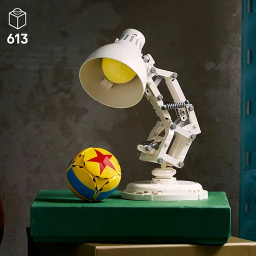 Конструктор LEGO Ideas Disney Pixar Luxo Jr. 613 деталей (21357) - фото 16