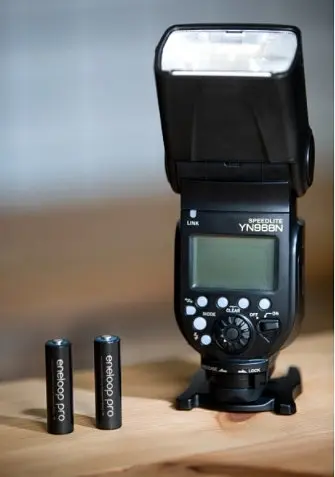 Аккумулятор АА Panasonic Eneloop Ni-Mh R6 2500mAh 2bl (BK-3HCDE/2BE) (Черный) - фото 4