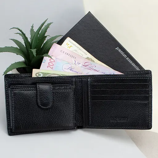 Кошелёк мужской кожаный De Esse LC14299-GD01 чёрный c обложкой на права в комплекте - фото 5