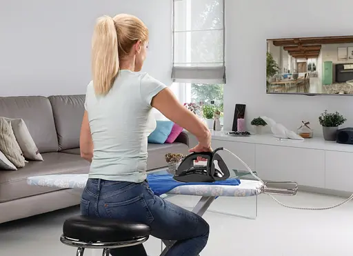 Gorenje Праска, 2600Вт, 350мл, паровий удар 95гр, верт. відпарювання, антинакип, автовідключення, керам. підошва, сіро-чорний - фото 2