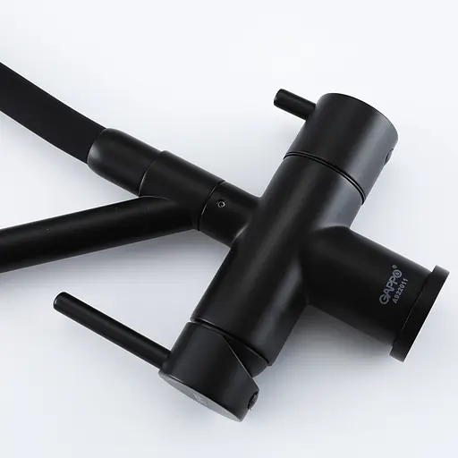 Смеситель для кухни на две воды Gappo G4398-86 черный матовый - фото 4