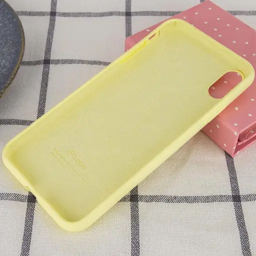 Чехол Epik Silicone Case Full Protective AA для Apple iPhone X/XS 5.8 Желтый/Mellow Yellow - фото 3