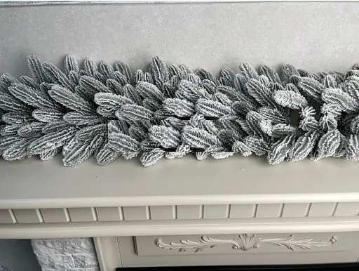 Хвойная литая гирлянда Премиальная заснеженная 2.0м