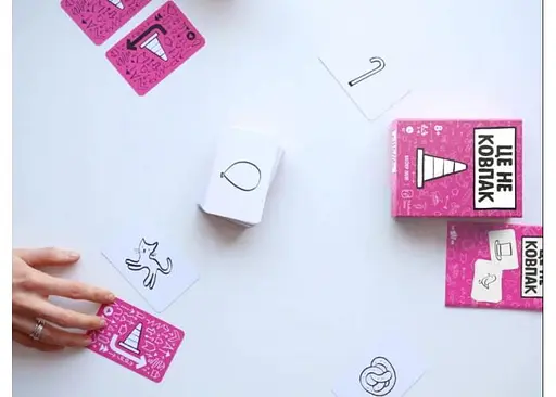 Настольная игра Pakufuda Games Это не колпак (That's not a hat) (укр.) + уникальное промо! (PS009P) - фото 2