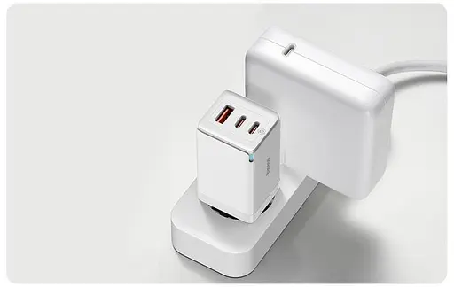 Зарядний пристрій 65 W 3 порти Baseus Gan 5 Pro CCGP120202 блок живлення білий - фото 3