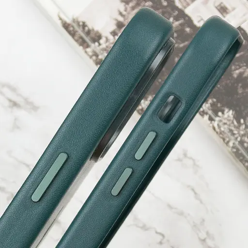 Шкіряний чохол Leather Case (AAA) with MagSafe and Animation для Apple iPhone 14 Pro (6.1) Forest Green - фото 6