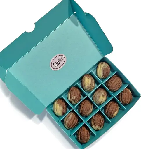 Набор орехов Орео 12 шт. в упаковке - фото 1