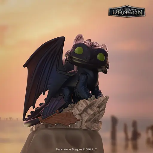 Ігрова фігурка Funko Pop! How to Train Your Dragon Toothless на скелі (86140) - фото 3