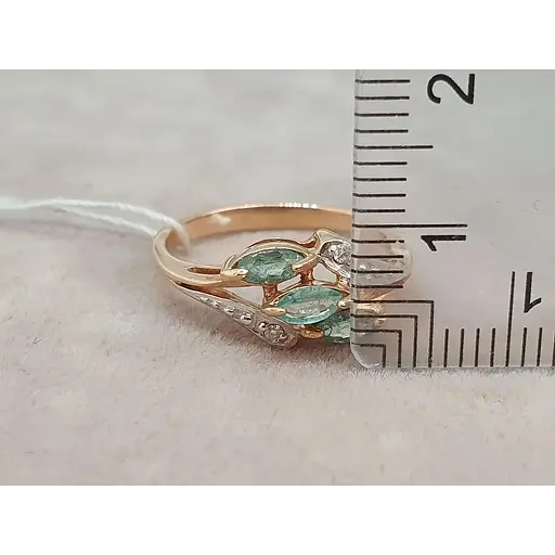 Золотое кольцо с бриллиантами и изумрудом. RE70016K 17 - фото 5