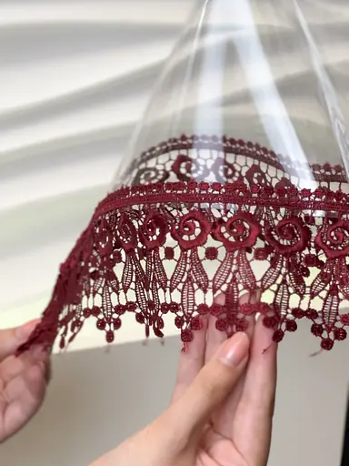 Силиконовая скатерть с бордовым кружевом 7 см 250х150 см - фото 6