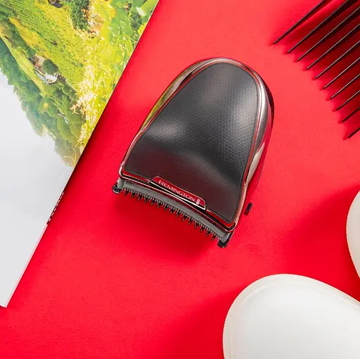 Машинка для стрижки Remington Quickcut Pro, мережа+акум., роторний мотор, насадок-12, титан.напил., чорний - фото 4