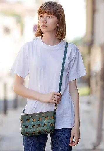 Кожаная женская плетеная сумка Пазл S зеленая Crazy Horse - фото 2