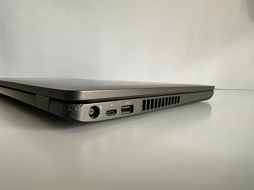 Ноутбук Dell Latitude 5500 15.6" (i7-8665U / 16GB / SSD 256GB / 1920x1080 IPS) Refurbished - фото 12