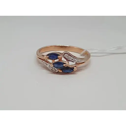 Золотое кольцо с бриллиантами и сапфиром. RS70016K 18,5 - фото 4