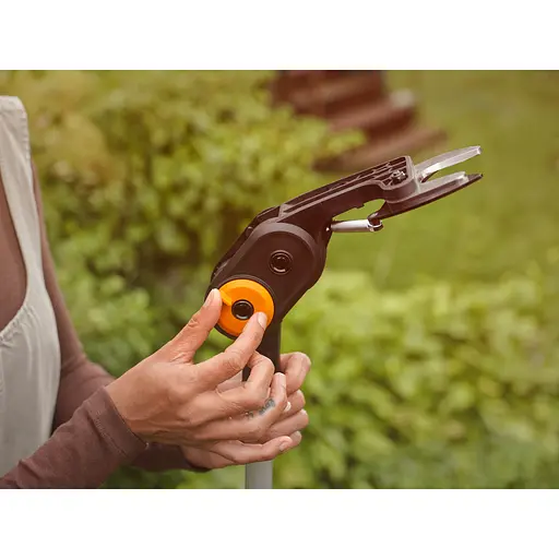 Аккумуляторный сучкорез до 32 мм Fiskars eLopper Bypass 130-170 см, БЕЗ АКБ (1082299) - фото 4