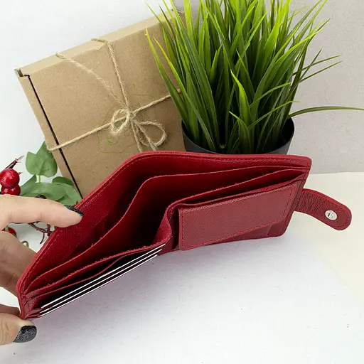 Гаманець жіночий шкіряний з гербом П6-03 червоний на кнопці - фото 7