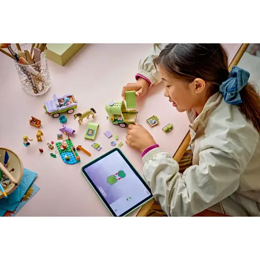 Конструктор LEGO Friends Прицеп для коня и жеребенка 279 (42695) - фото 7