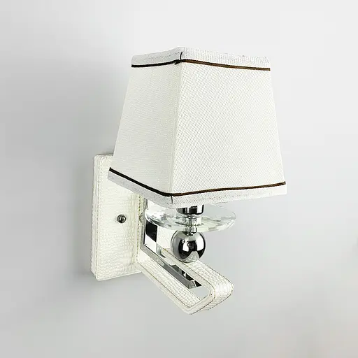 Бра з класичним тканинним абажуром та екошкірою Line F S 1449/1 WH - фото 1