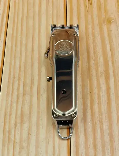 Металлическая машинка для стрижки VGR V-035 (Профессиональная серия, в кейсе) - фото 2